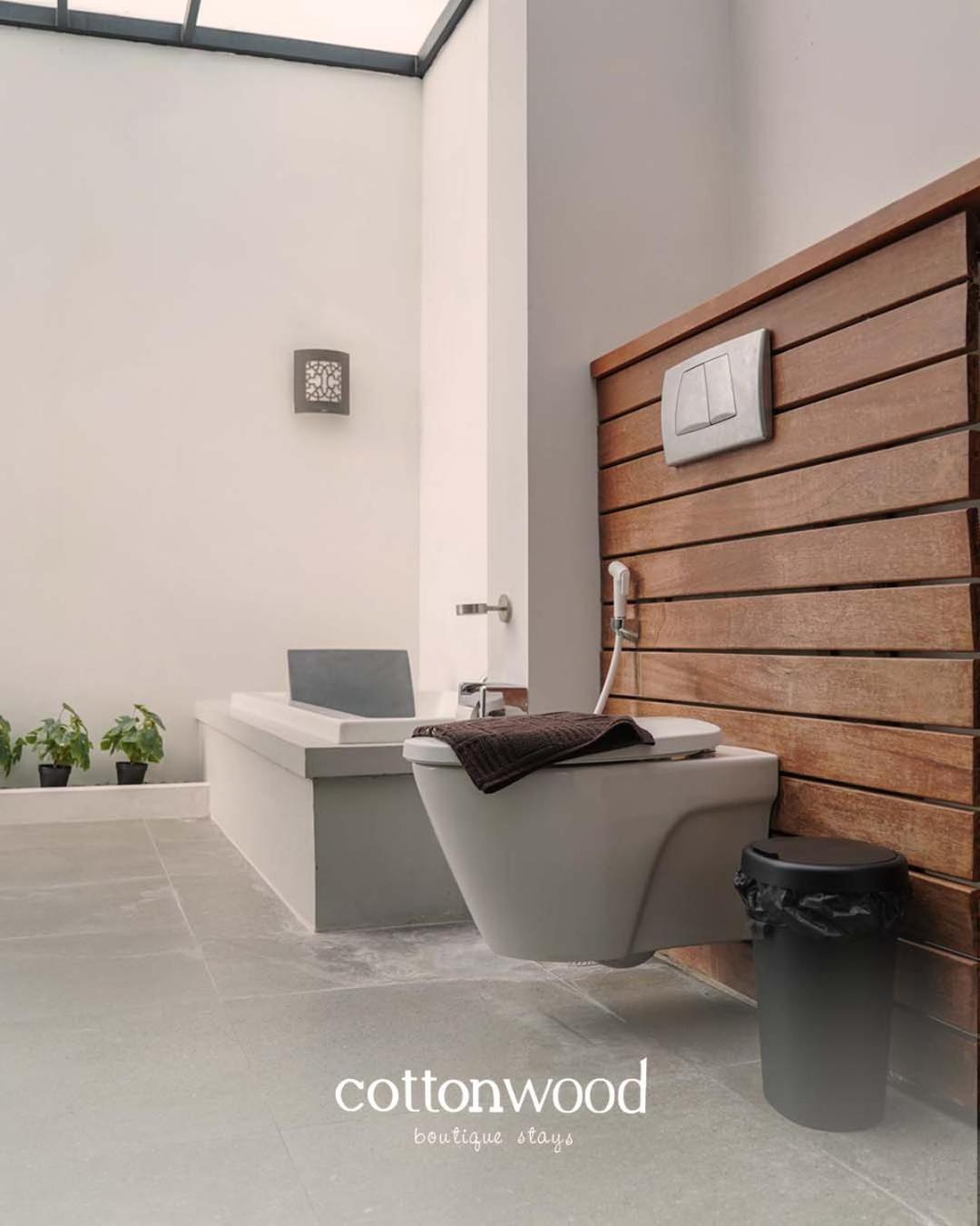 Cottonwood Pavana - Heated Pool Fitness Layartancep200inch Bandung